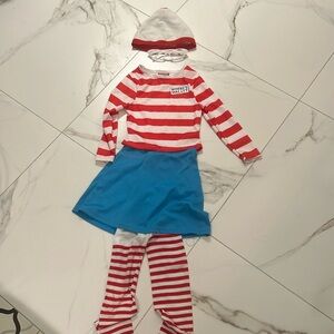 Girls where’s wenda costume size 4-6